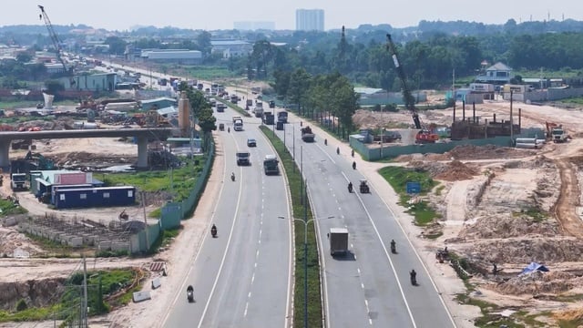 Vươn khơi - Ngày 23/11/2025 | Chuyển động đời sống và phát triển hạ tầng tại khu vực phía Nam- Ảnh 3.