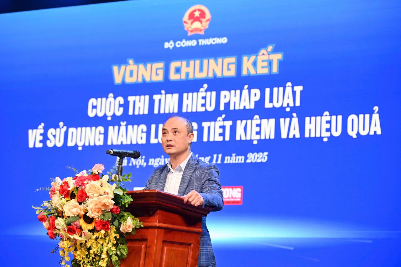 M. Nguyen Phuong Tuan a pris la parole lors de la finale.