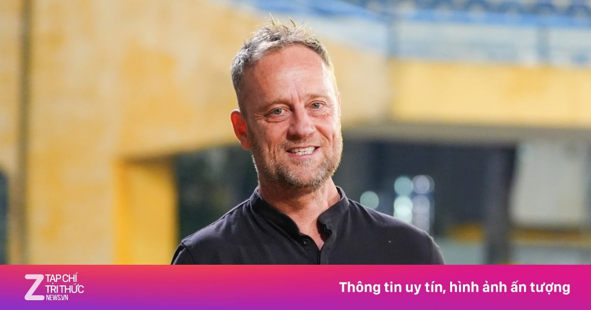 HLV Polking và Popov không muốn nhắc tới trọng tài