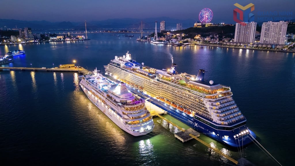 Khách du lịch tàu biển đến Quảng Ninh gia tăng nguồn thu dịch vụ.