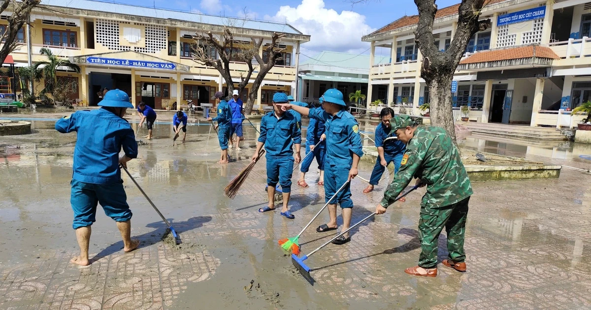 Bộ đội Biên phòng Gia Lai sát cánh cùng người dân vùng lũ
