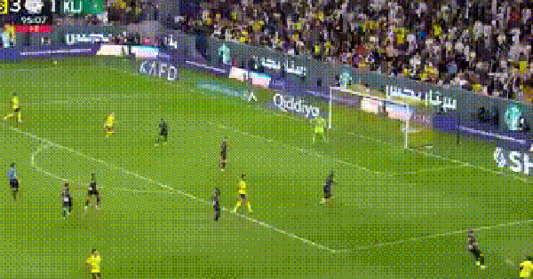 Ronaldo tái hiện "xe đạp chổng ngược" hạ Juventus, Al-Nassr tiếp tục thăng hoa