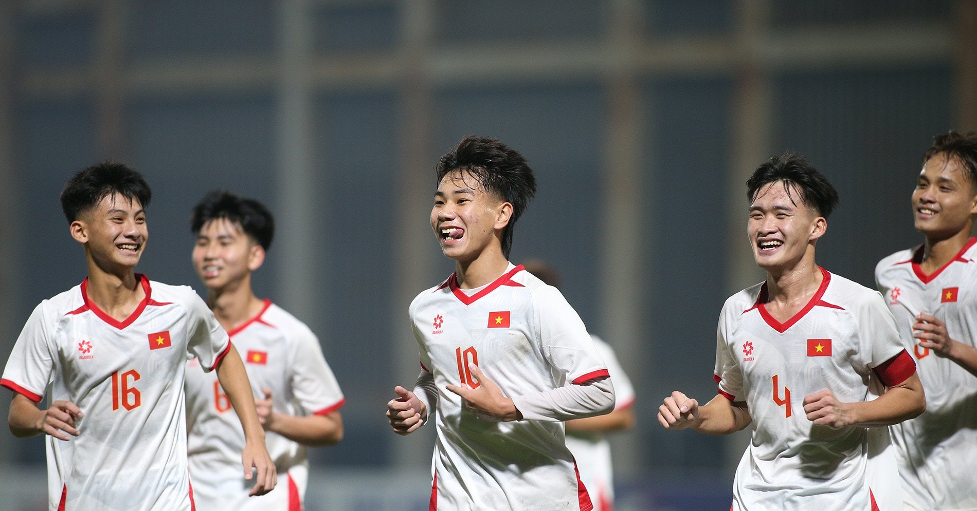 U17 Việt Nam vs U17 QĐ Bắc Mariana: Thắng đậm lấy ngôi đầu của Malaysia