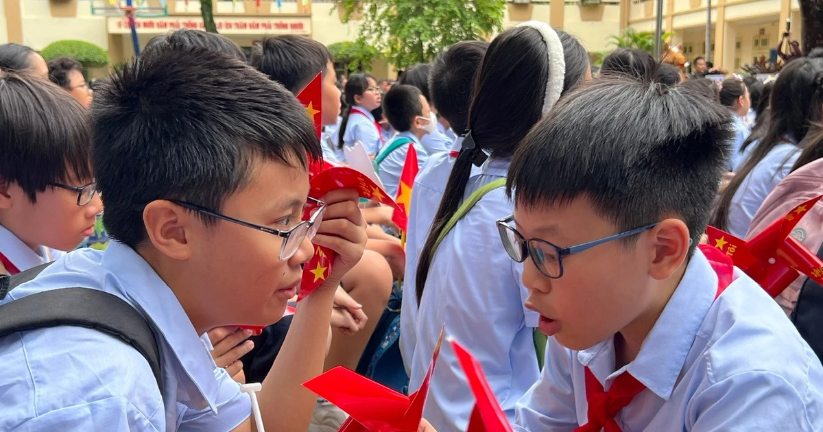 Thí điểm ứng dụng AI từ bậc tiểu học trước khi nhân rộng