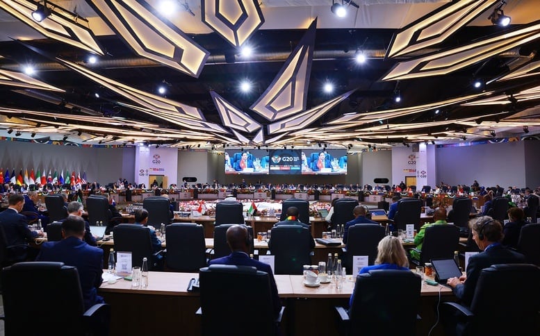 Le Premier ministre a affirmé que le Vietnam était prêt à coopérer étroitement avec le G20 et la communauté internationale pour mettre en œuvre ses priorités stratégiques. Photo : VGP. Thủ tướng khẳng định Việt Nam sẵn sàng hợp tác chặt chẽ với G20 và cộng đồng quốc tế triển khai các ưu tiên chiến lược. Ảnh: VGP.