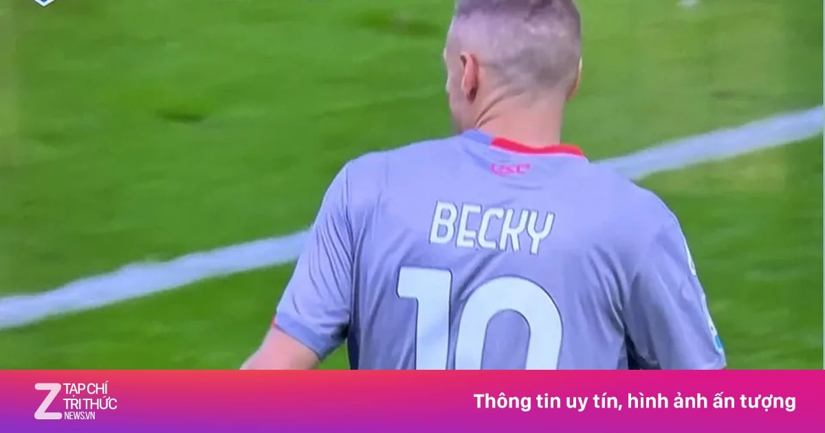 Chiếc áo lạ của Vardy