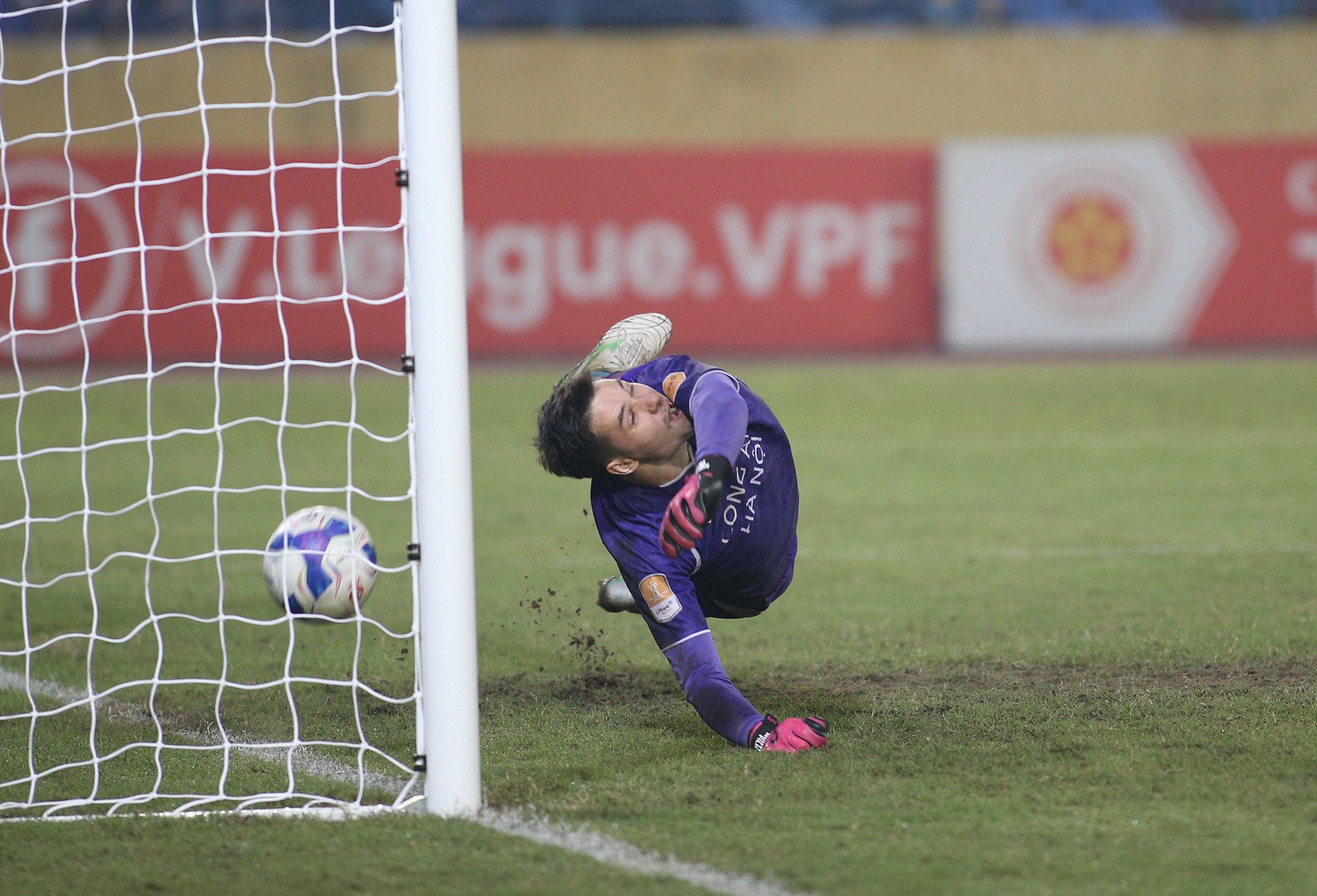 ស្លាកសញ្ញា Viettel 1.JPG