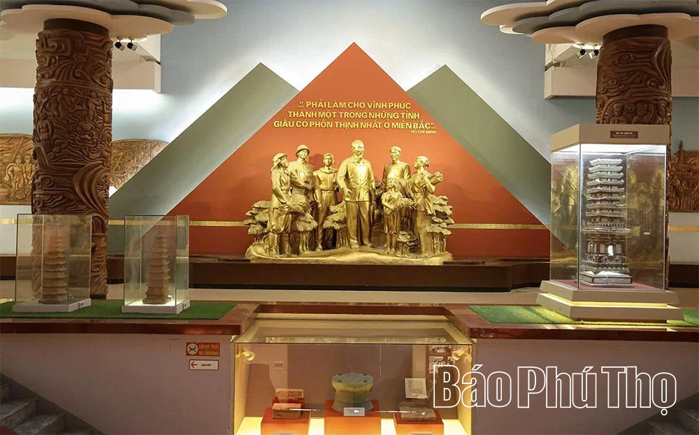 Dai Phuc Tu - Tempat penyimpanan harta nasional