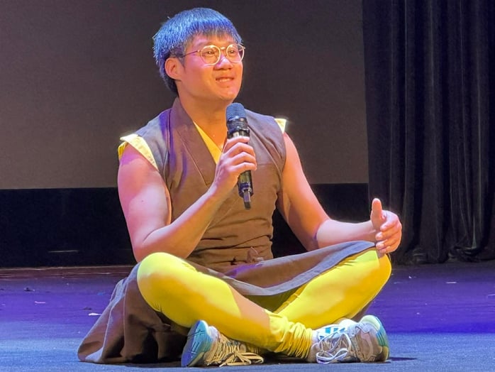 Kịch độc thoại Phi Nguyễn - Cuộc tự vấn về bản ngã - Ảnh 2.