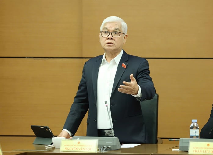 Voorstel om de overdrachtskosten voor grondgebruiksrechten van tuingrond naar woongrond voor mensen te verlagen - Foto 1. Đề nghị giảm tiền chuyển quyền sử dụng đất vườn sang đất ở cho người dân - Ảnh 1.