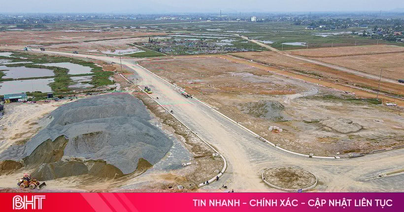 Nắng trở lại, dự án Khu công nghiệp VSIP Hà Tĩnh tăng tốc thi công