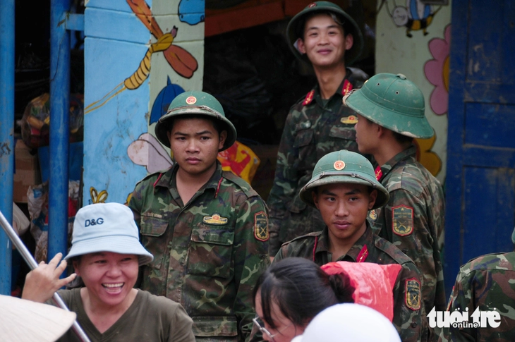 vùng lũ - Ảnh 1.