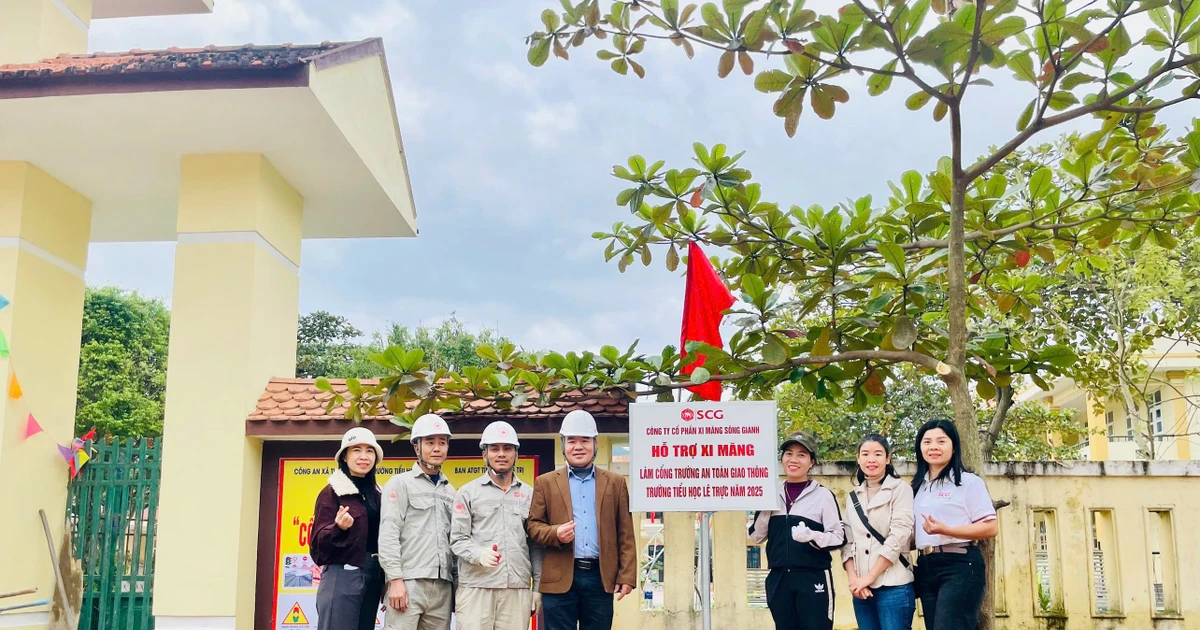 Công ty Xi măng Sông Gianh chung tay đảm bảo an toàn cho học sinh vùng khó