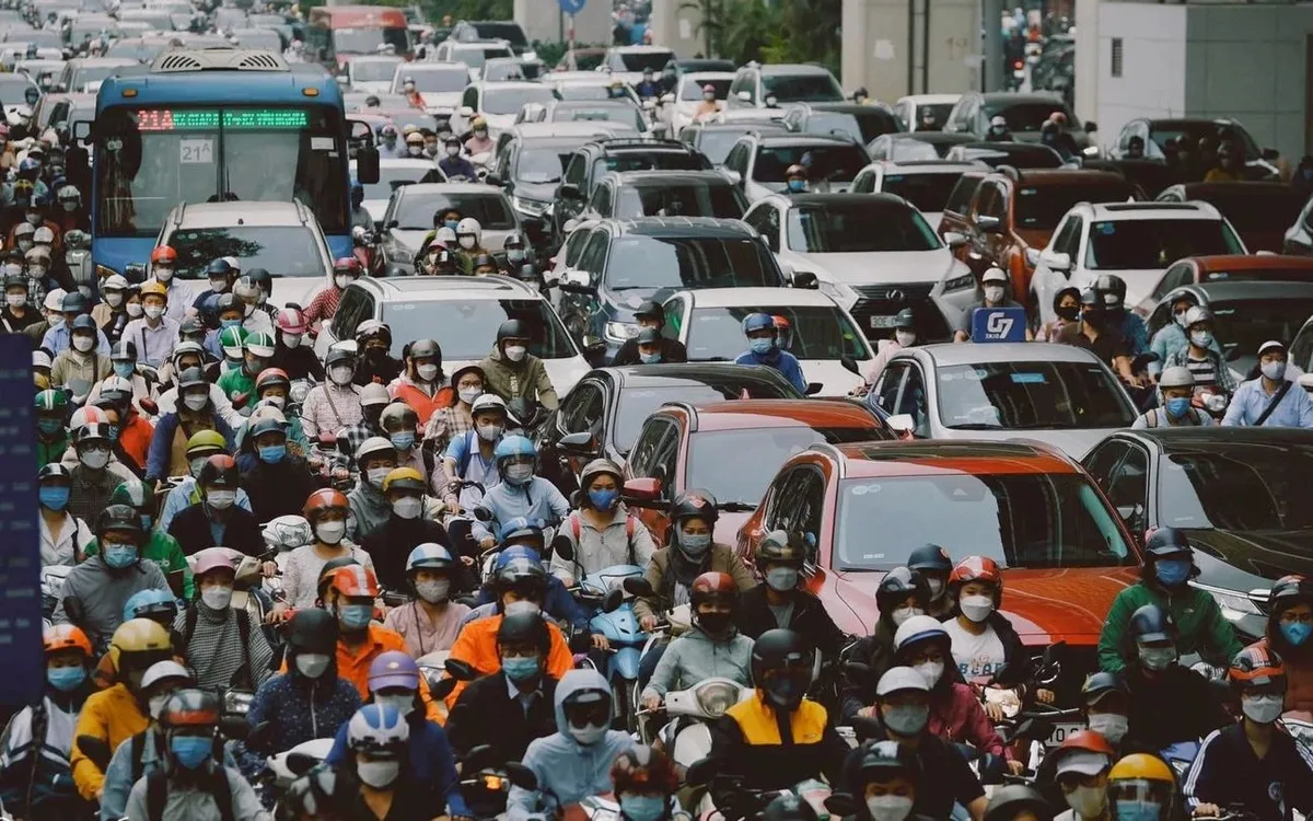 Hà Nội đề xuất cấm xe máy xăng trong vành đai 1 theo khung giờ