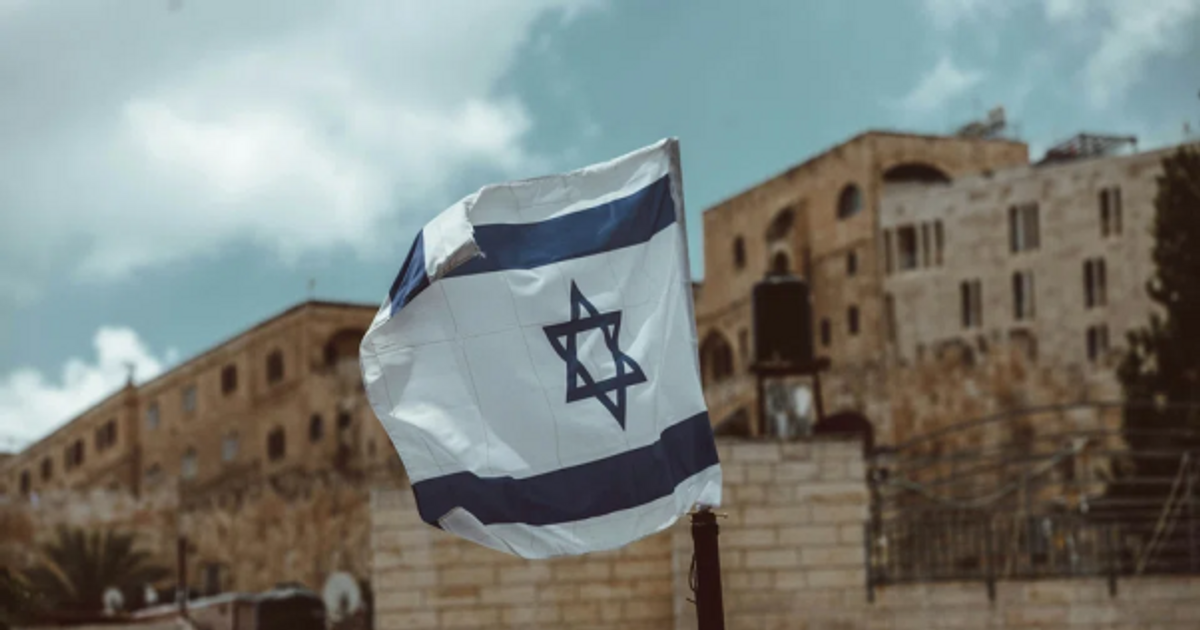 Hàng chục nghìn người Israel rời bỏ đất nước