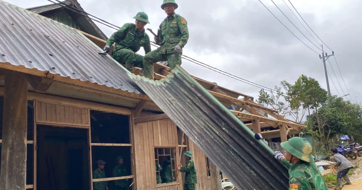 Di dời 5 hộ ở xã Hùng Sơn khỏi nơi có nguy cơ sạt lở