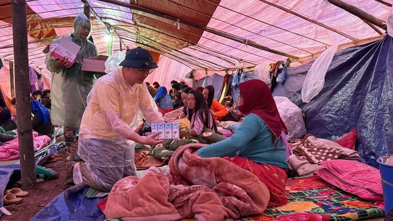 Vingroup hỗ trợ thêm 500 tỷ đồng cho đồng bào vùng mưa lũ, nâng tổng đóng góp lên 1.000 tỷ đồng- Ảnh 2.