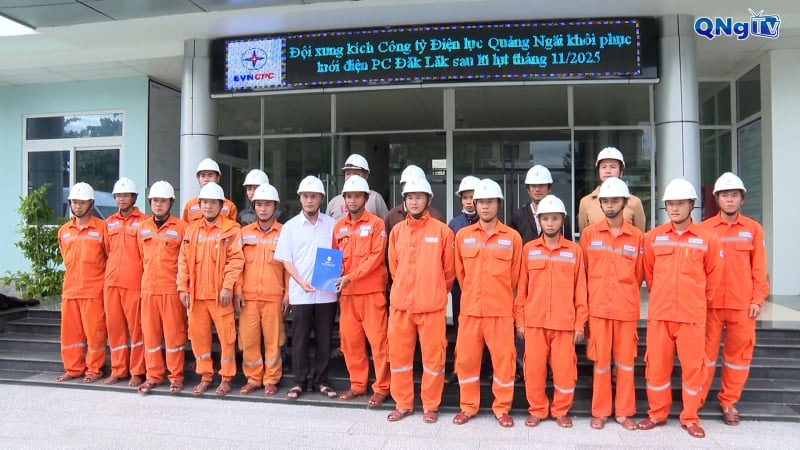 Hỗ trợ Đắk Lắk khôi phục lưới điện sau mưa lũ