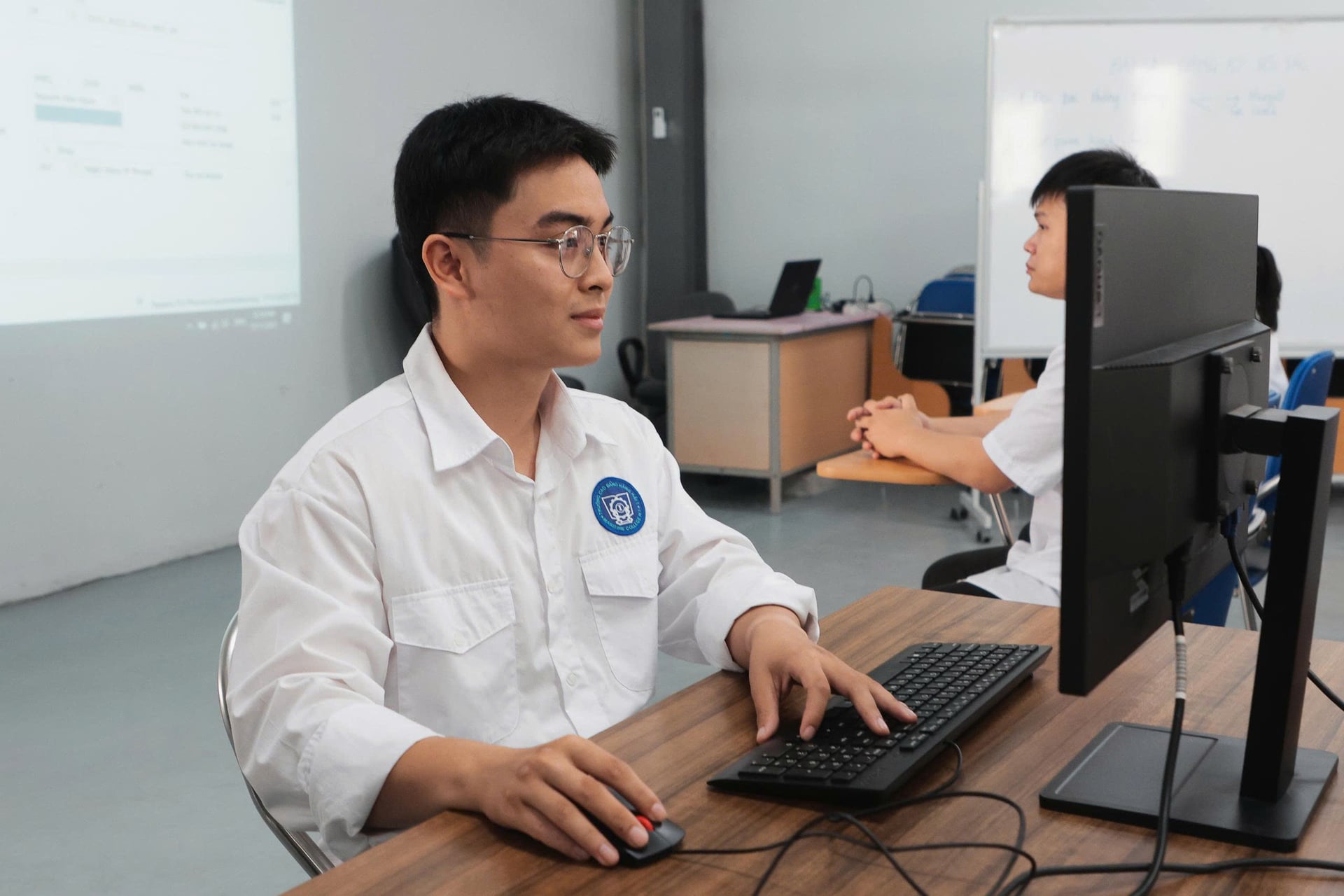 Các doanh nghiệp vận tải và logistics của Hải Phòng đánh giá rất tích cực về chất lượng sinh viên đầu ra của MIC1. Ảnh: Đạt Thành.