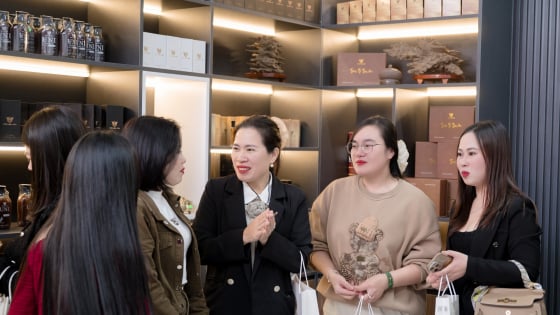 Hoa Liên Viên mở rộng hệ thống phân phối sản phẩm từ trầm hương