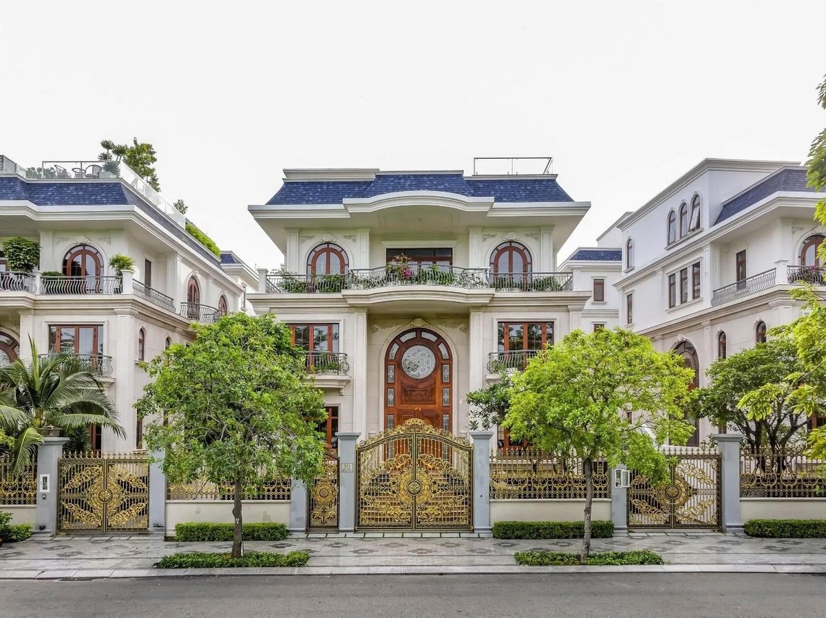 Dinh thự Van Phuc Mansion sang trọng và nguy nga. Ảnh: Vạn Phúc.