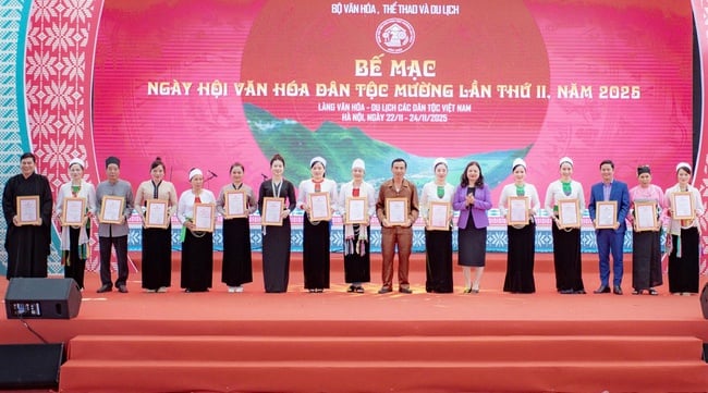 Ngày hội Văn hóa dân tộc Mường lần II: Thành công rực rỡ, đậm dấu ấn văn hóa và đoàn kết - Ảnh 6.