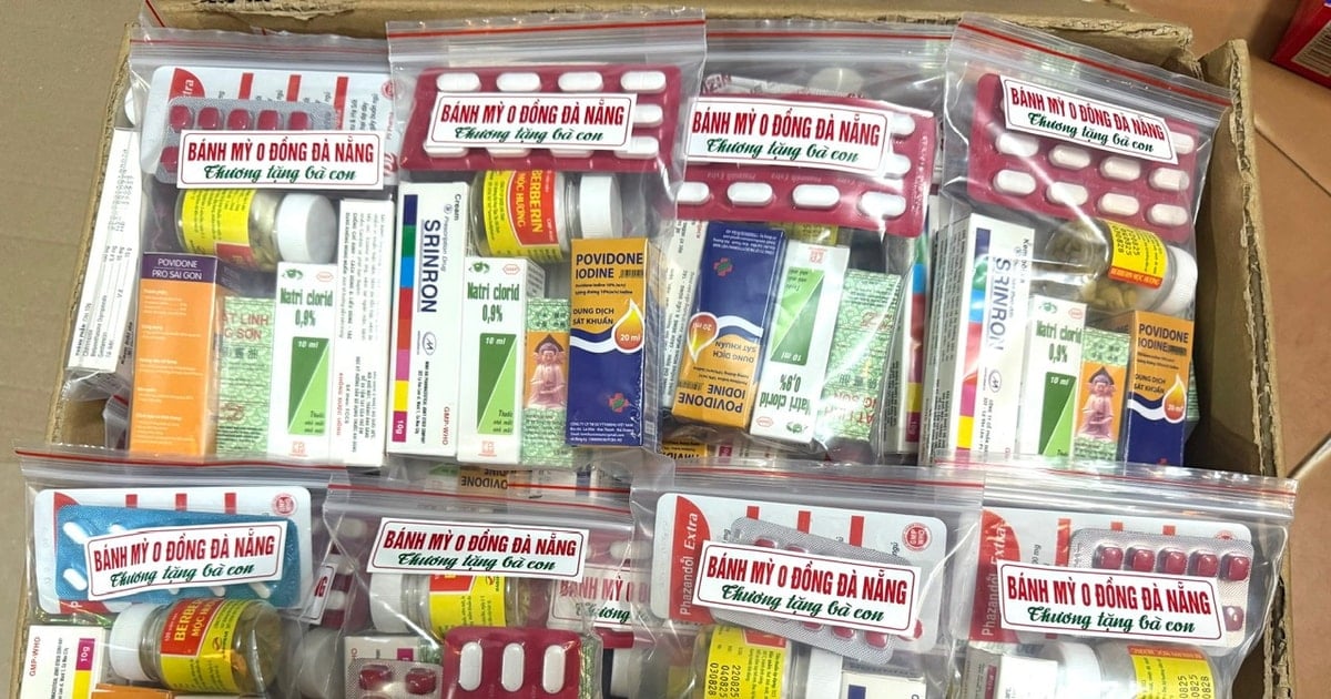 Nhóm thiện nguyện Đà Nẵng gửi hàng ngàn suất thuốc men đến người dân vùng lũ