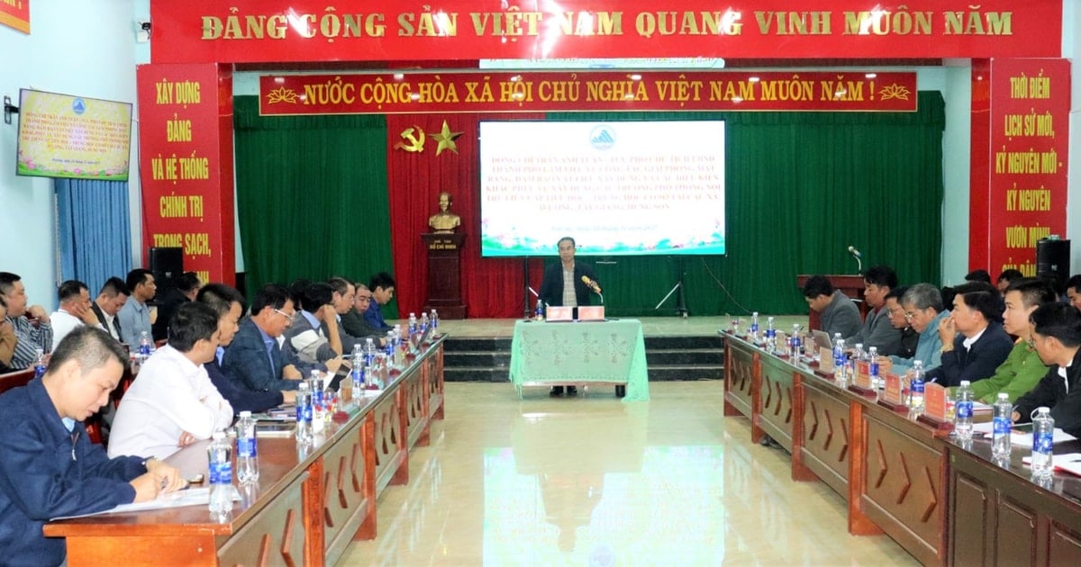 Lãnh đạo UBND thành phố Đà Nẵng làm việc với các xã biên giới về xây dựng trường học nội trú liên cấp