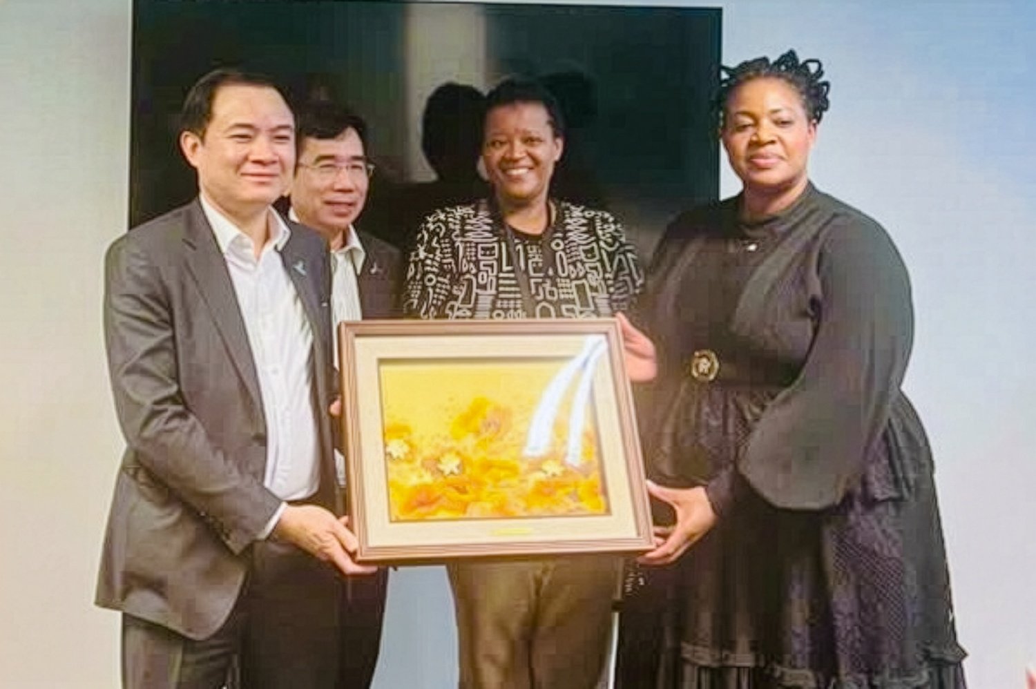 Petrovietnam tìm kiếm cơ hội hợp tác mới trong lĩnh vực dầu khí, năng lượng với các đối tác Nam Phi