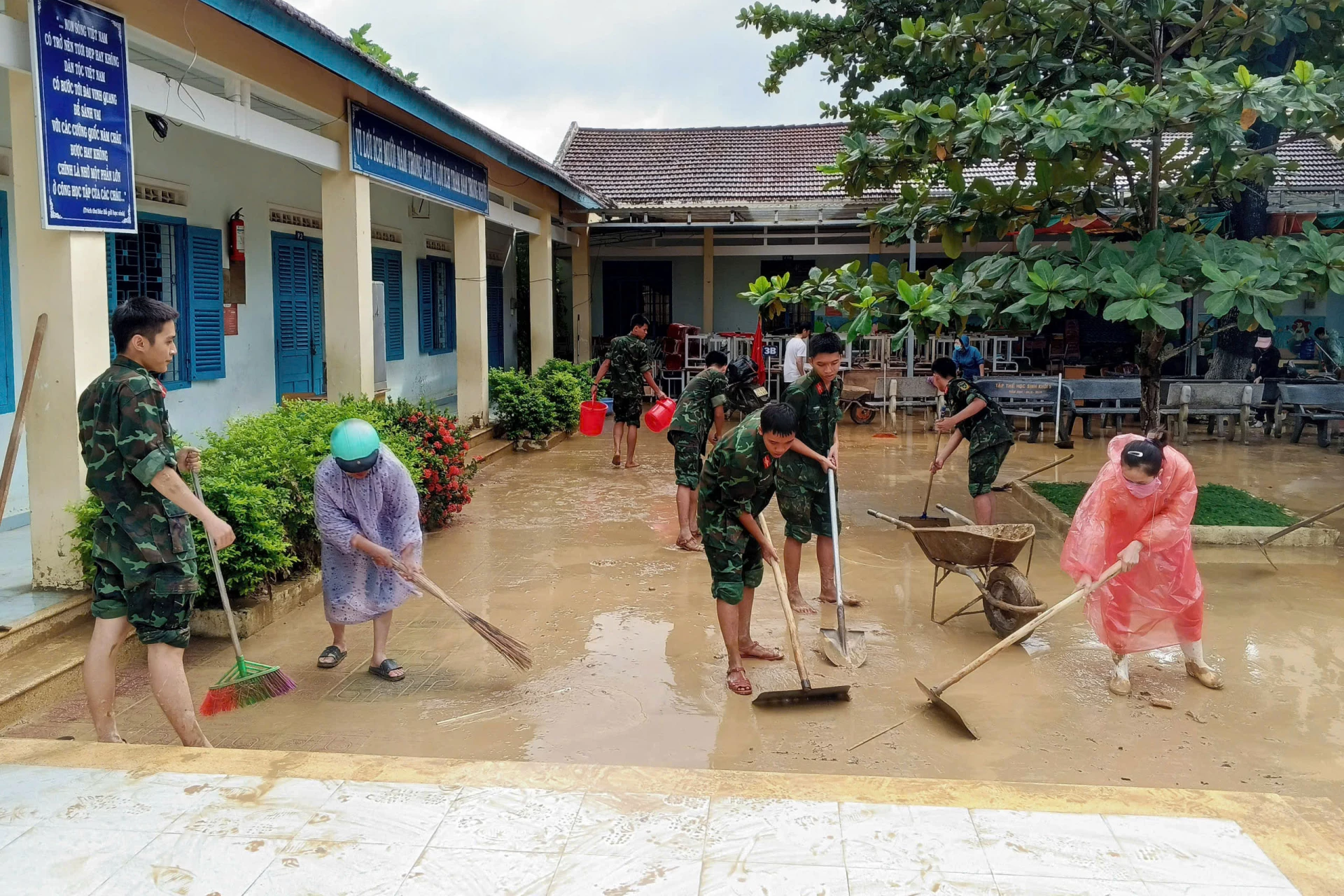 Cleaning support at Dien Tho Primary School.