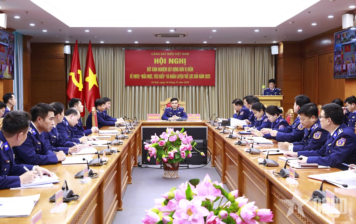 Cảnh sát biển Việt Nam thực hiện tốt xây dựng đơn vị điểm và huấn luyện giỏi năm 2025