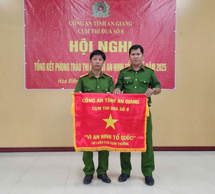 Cụm Thi đua số 8 Công an tỉnh An Giang tổng kết phong trào thi đua Vì an ninh Tổ quốc