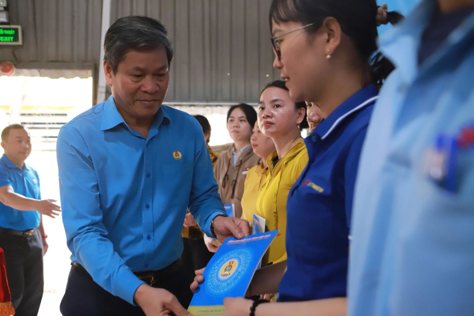 تعليق الصورة