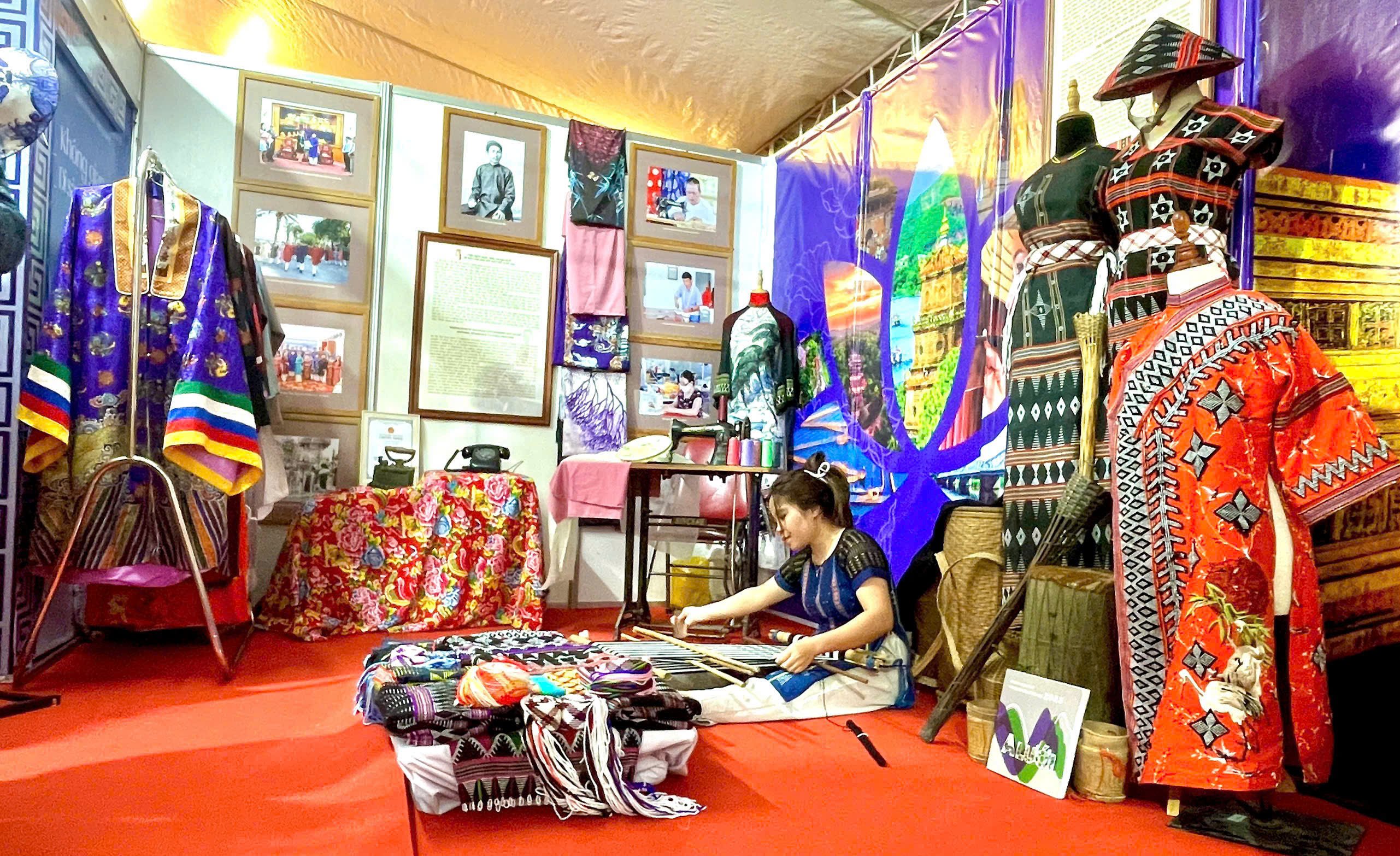 Quảng bá di sản văn hóa Huế tại Hải Phòng