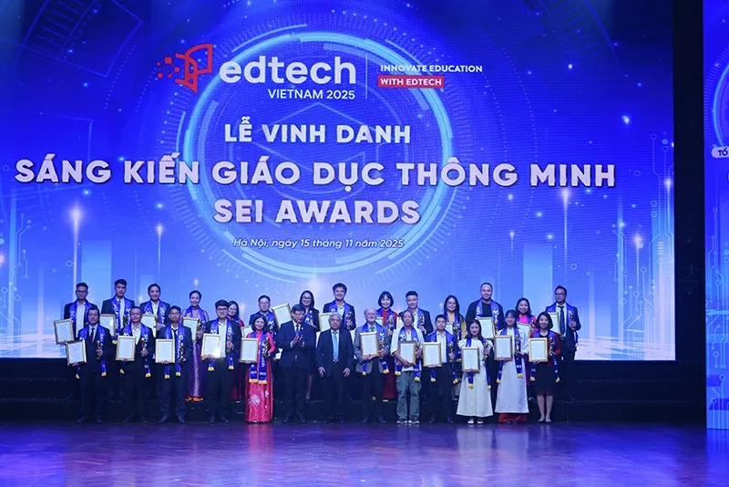 Agribank ghi dấu ấn tại Lễ vinh danh Sáng kiến Giáo dục Thông minh   SEI Awards năm 2025