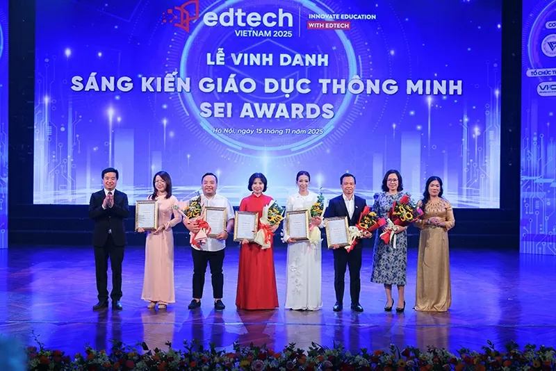 Agribank ghi dấu ấn tại Lễ vinh danh Sáng kiến Giáo dục Thông minh - SEI Awards năm 2025