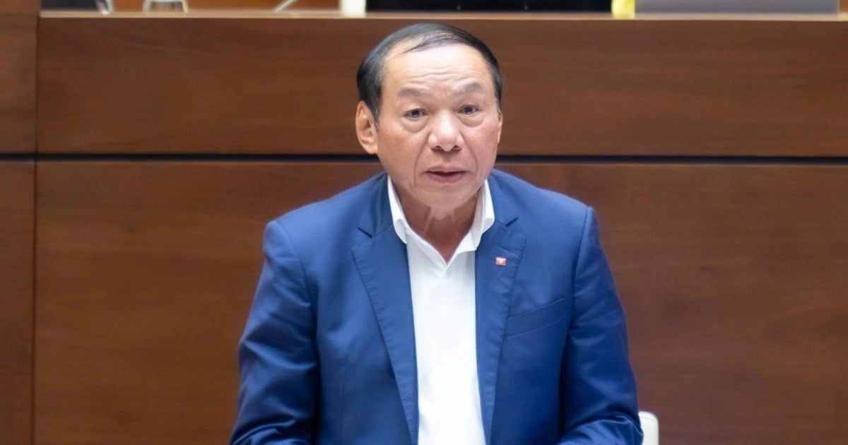 "Cấp thẻ nhà báo lần đầu phải qua lớp nghiệp vụ không "đẻ" giấy phép con”