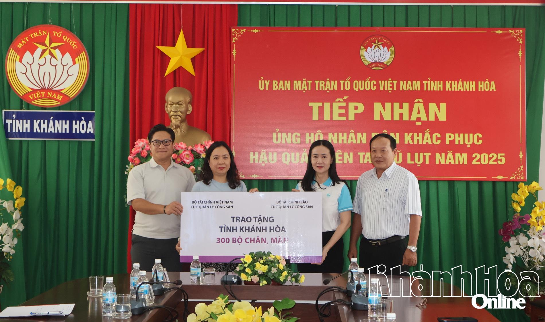 Bộ Tài chính Việt Nam, Bộ Tài chính Lào, Vietlott: Ủng hộ 500 triệu đồng, 300 bộ chăn, màn cho người dân bị thiệt hại do mưa lũ
