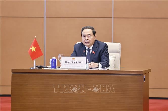 ចំណងជើងរូបថត