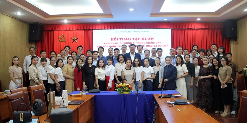 Đào tạo nhân lực VHTTDL trước yêu cầu mới về kỹ năng số và AI