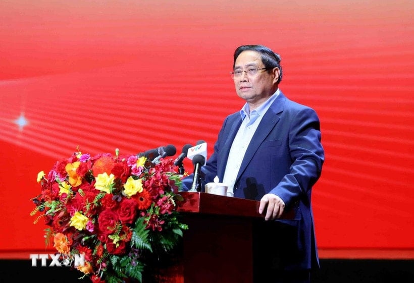 প্রধানমন্ত্রী ফাম মিন চিন একটি নির্দেশনামূলক ভাষণ দেন। (ছবি: ফাম কিয়েন/ভিএনএ)