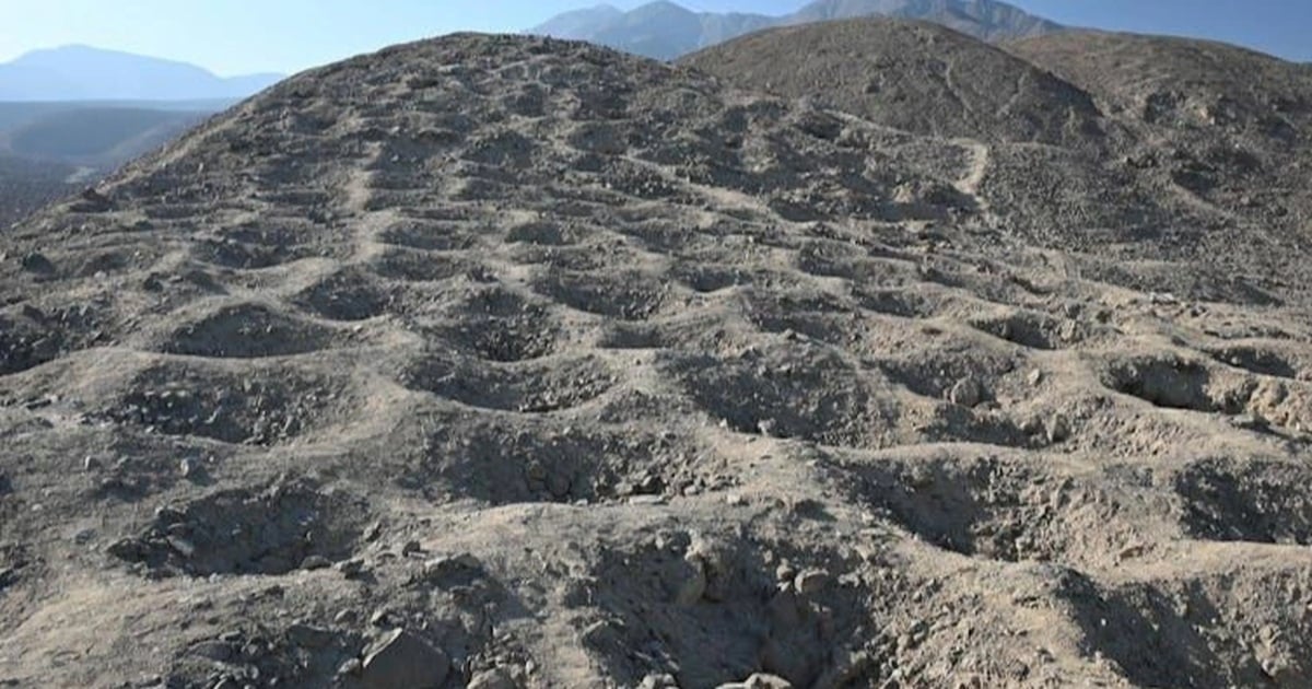 Giải mã bí ẩn 5.200 hố tròn khổng lồ ở Peru, từng được cho là bãi đáp UFO
