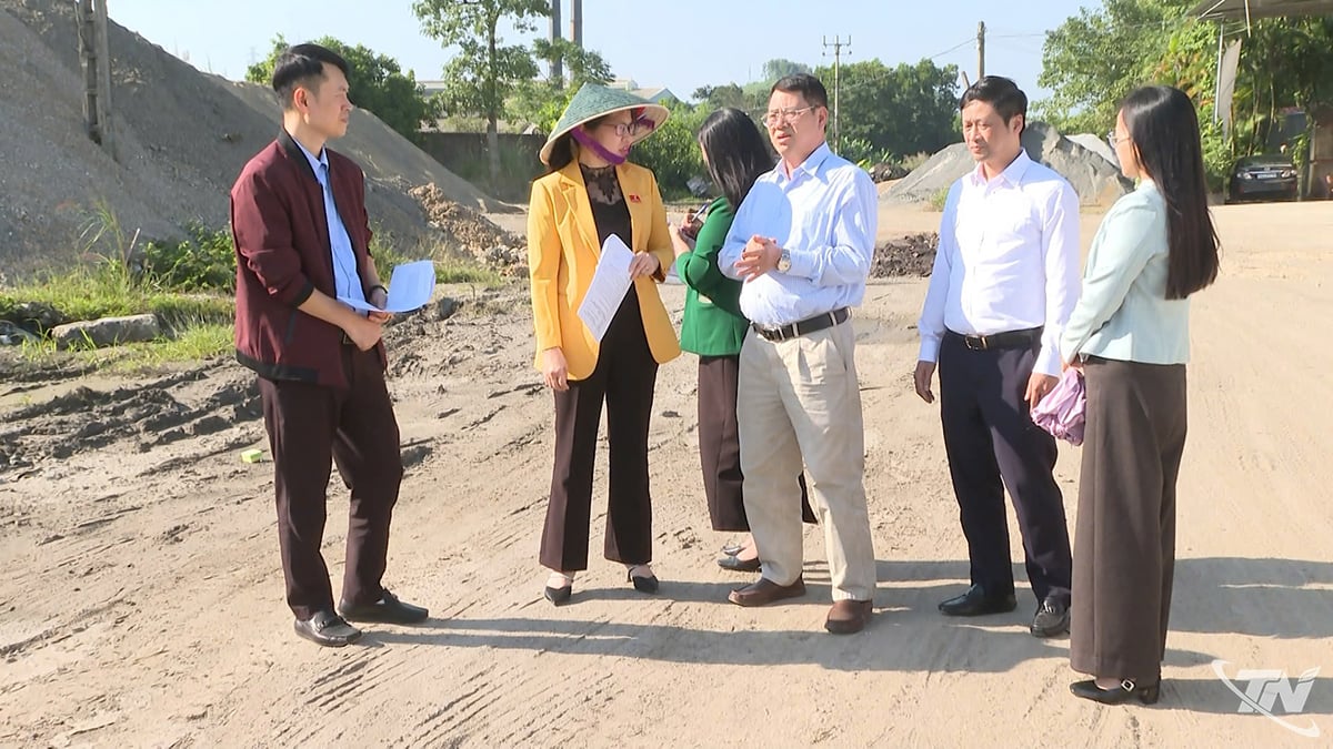 ໜ່ວຍ​ສຳ​ຫຼວດ​ຢູ່​ເຂດ​ວາງ​ແຜນ​ຜັງ​ກຸ່ມ​ອຸດ​ສາ​ຫະ​ກຳ​ຂະ​ໜາດ​ນ້ອຍ ກາວ​ງຽນ, ຄຸ້ມ Linh Son