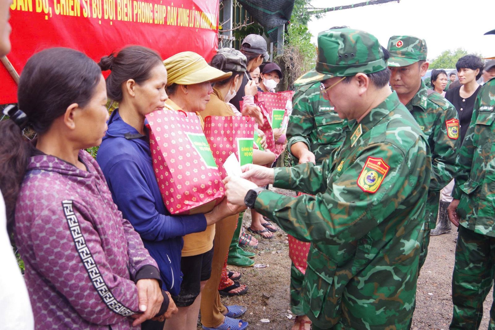 Підпис до фотографії