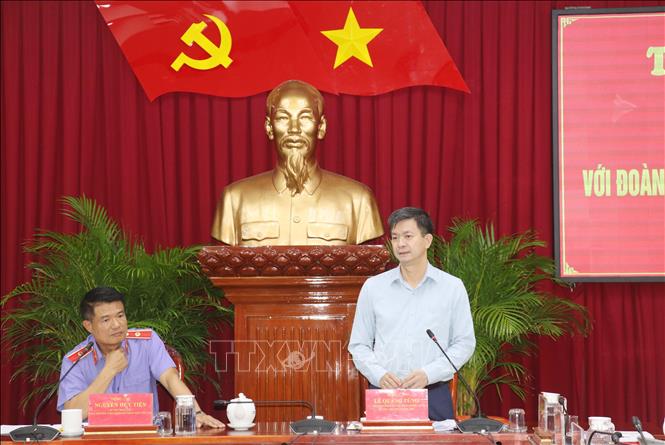 כיתוב לתמונה