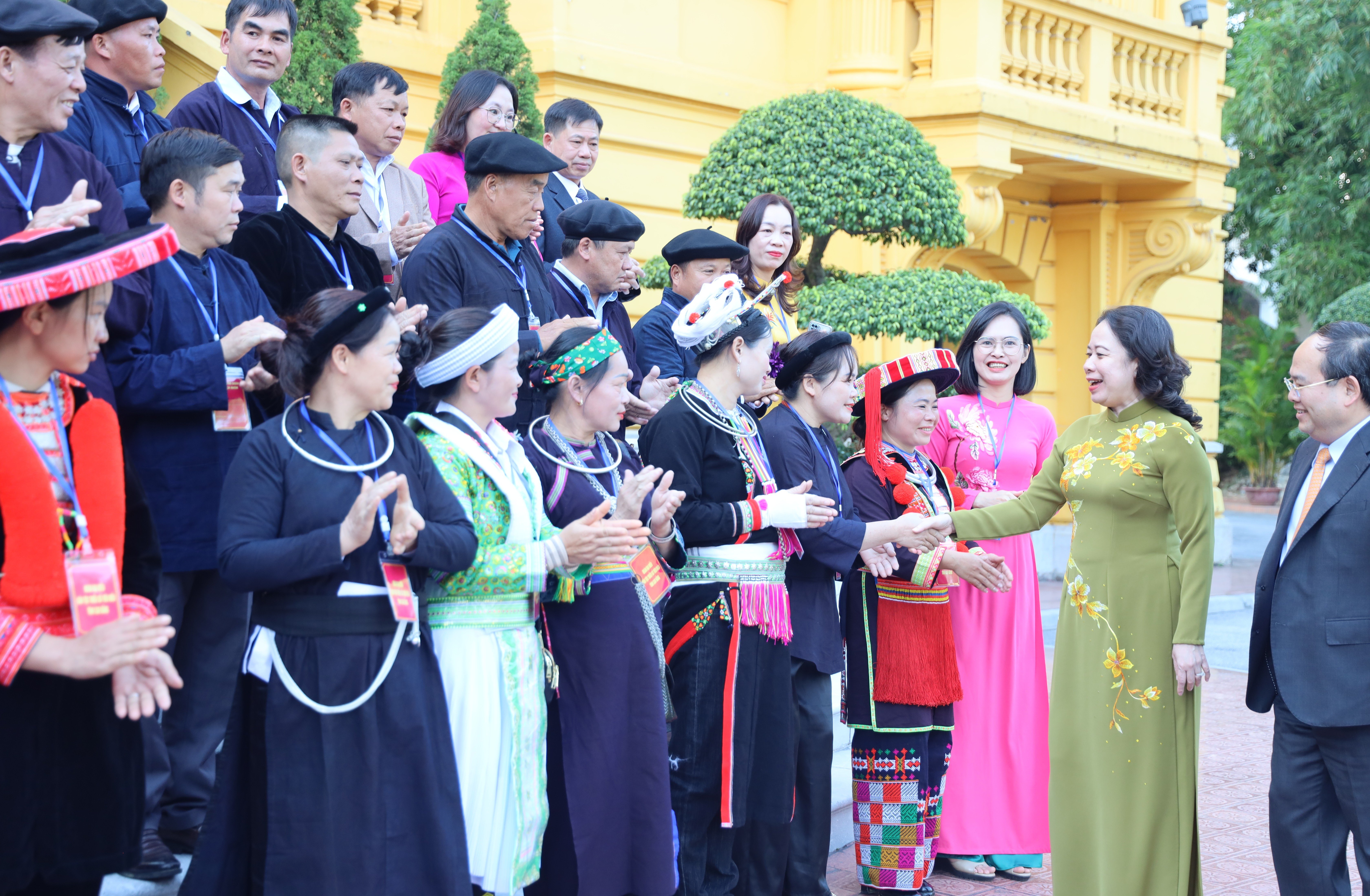 Phó Chủ tịch nước gặp mặt Đoàn đại biểu dân tộc thiểu số tiêu biểu tỉnh Cao Bằng