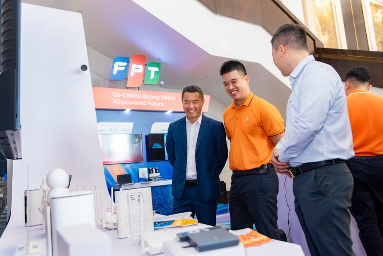 FPT sẵn sàng làm 'tổng công trình sư' phát triển KHCN, đổi mới sáng tạo ở Quảng Ninh- Ảnh 3.