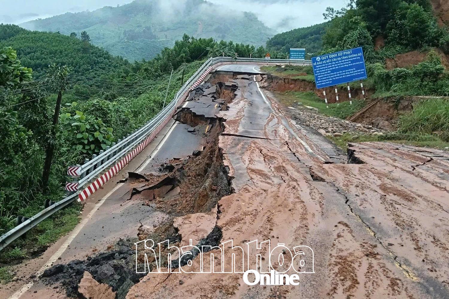 Hạ tầng giao thông bị thiệt hại nặng nề