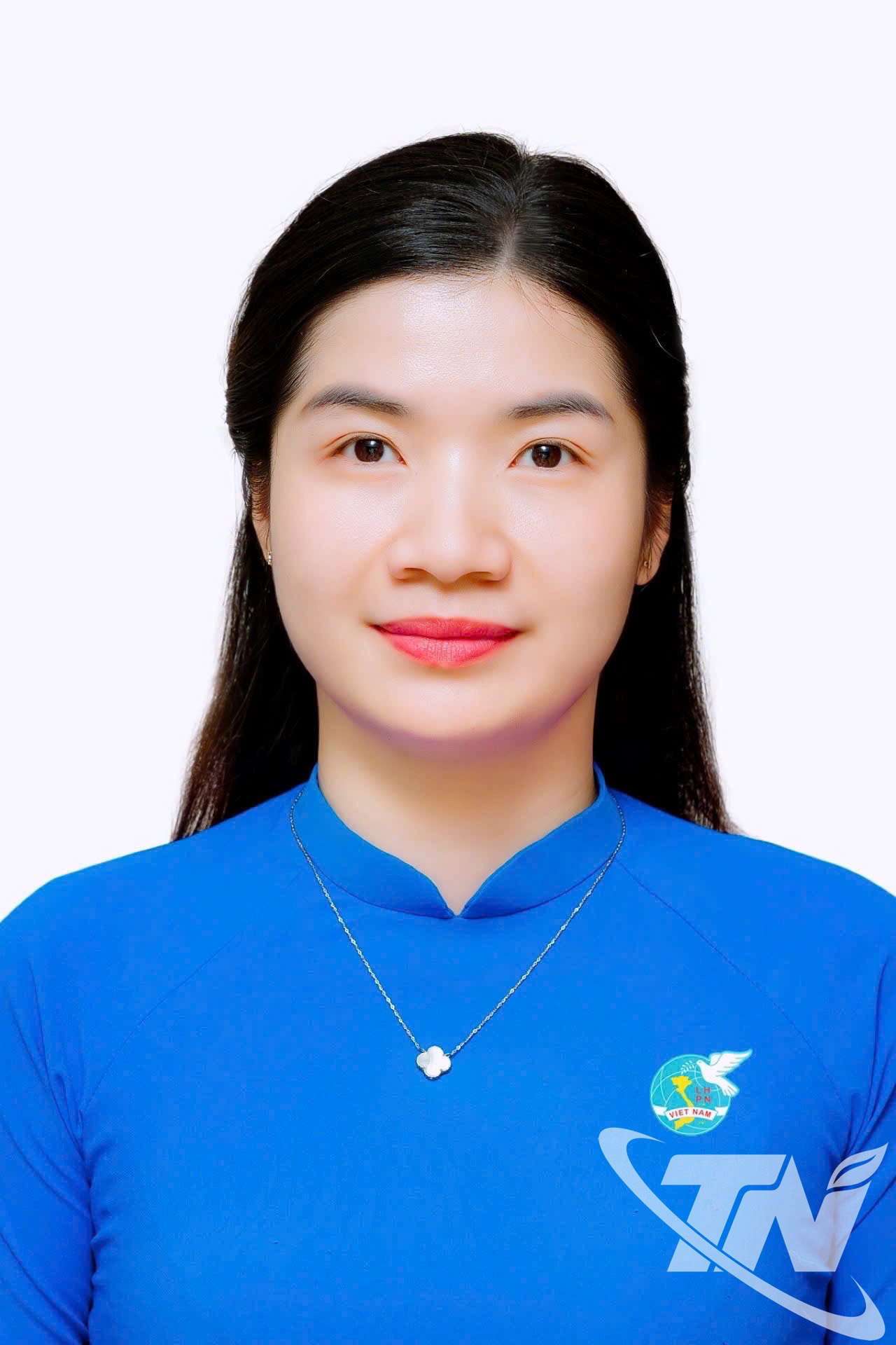 Ha Thi Tham, permanent vicevoorzitter van het Vietnamese Vaderlandfrontcomité, voorzitter van de Vrouwenbond van de gemeente Vo Nhai