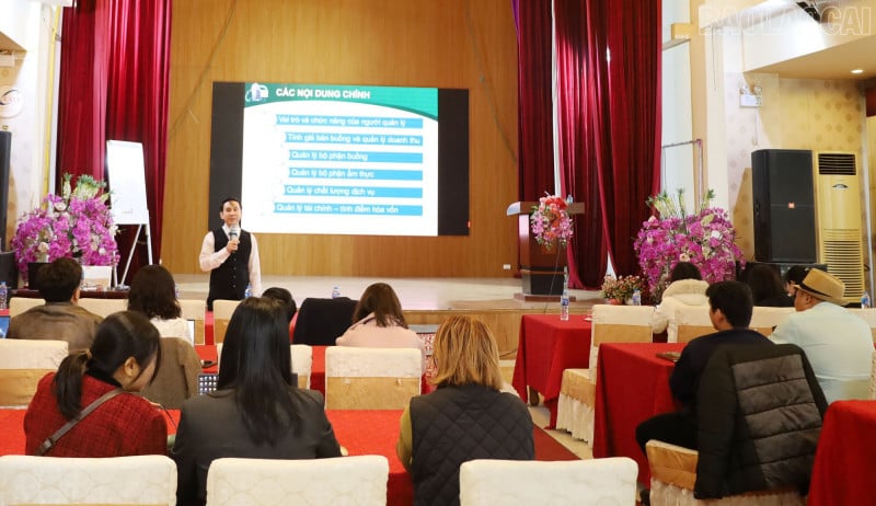 Lào Cai: Bồi dưỡng nâng cao kỹ năng quản lý, vận hành cơ sở lưu trú du lịch - Ảnh 2.